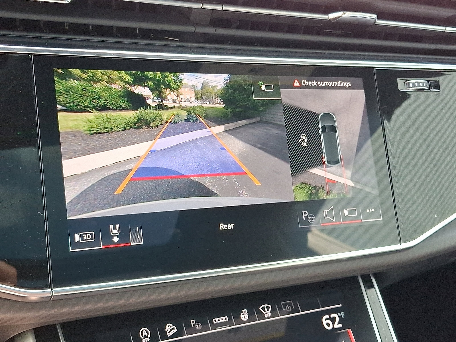 New 2026 Audi SQ8 Prestige image 14