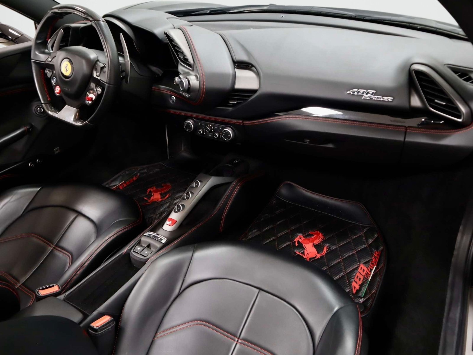 Certified 2019 Ferrari 488 Spider RWD image 17