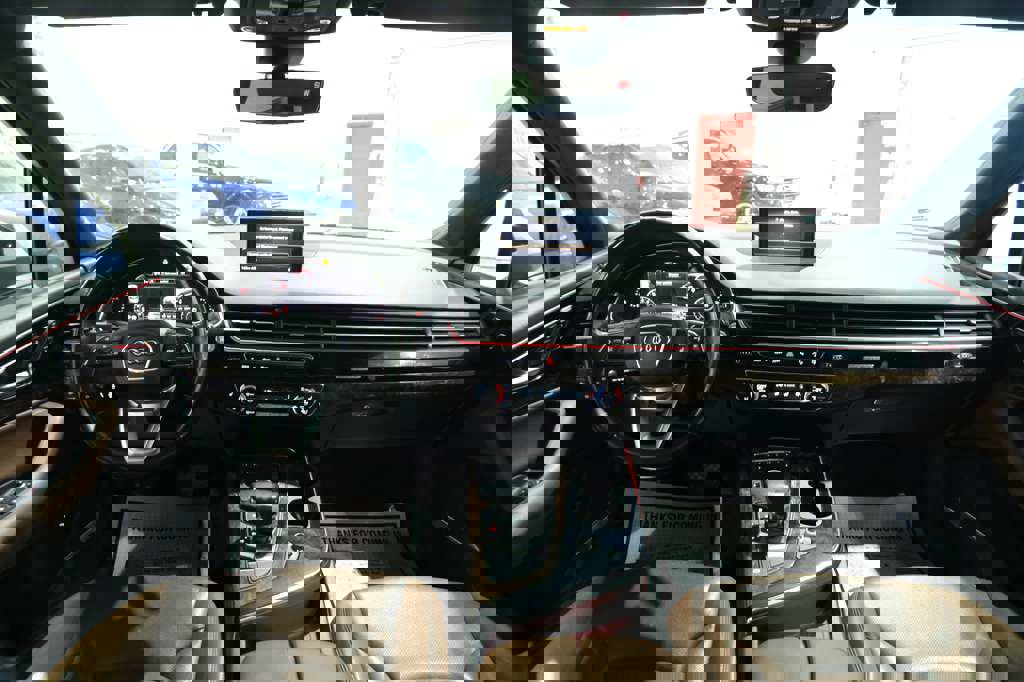 Used 2017 Audi Q7 3.0T Prestige image 30