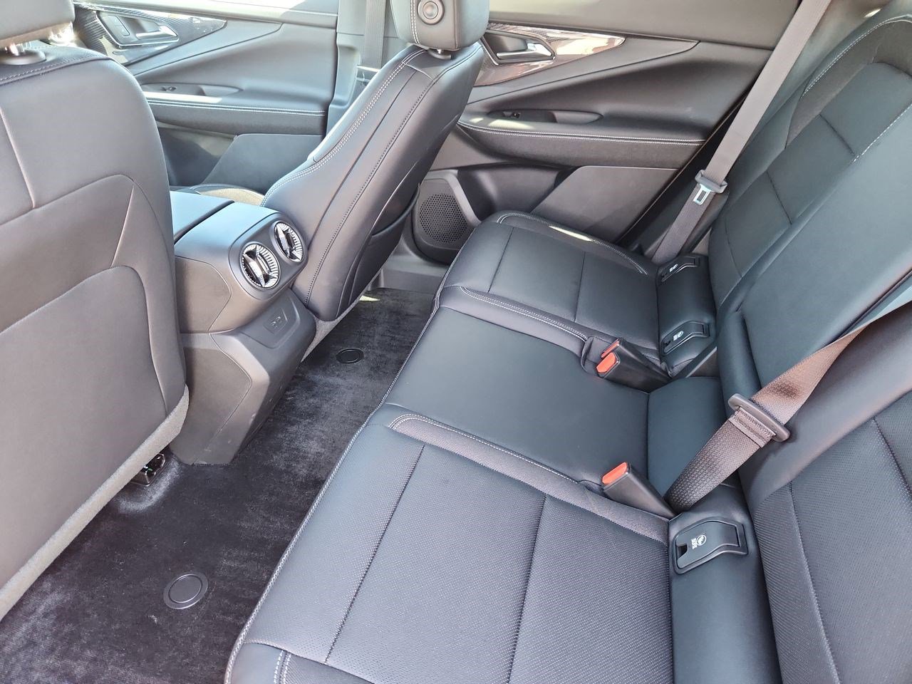 New 2026 Chevrolet Blazer EV LT w/ Super Cruise Package image 28