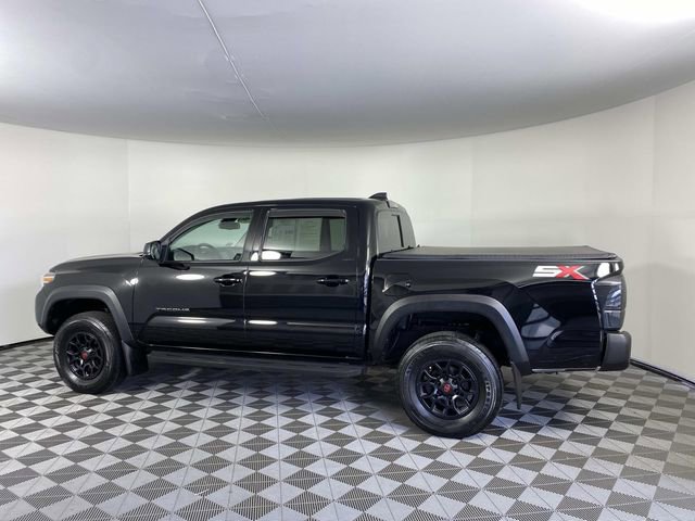 Used 2023 Toyota Tacoma SR5 w/ SX Package image 5