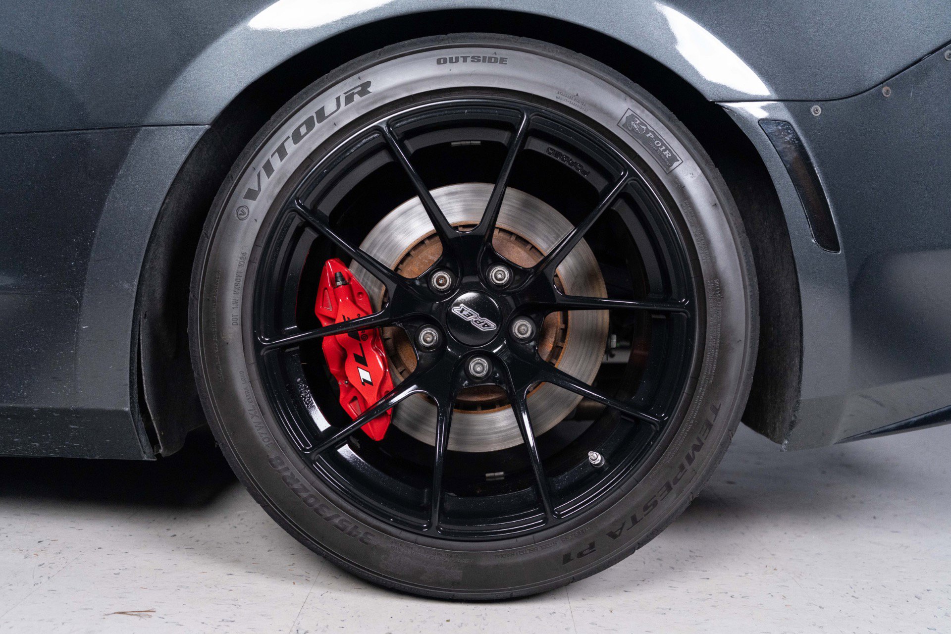 Used 2018 Chevrolet Camaro SS RWD image 11