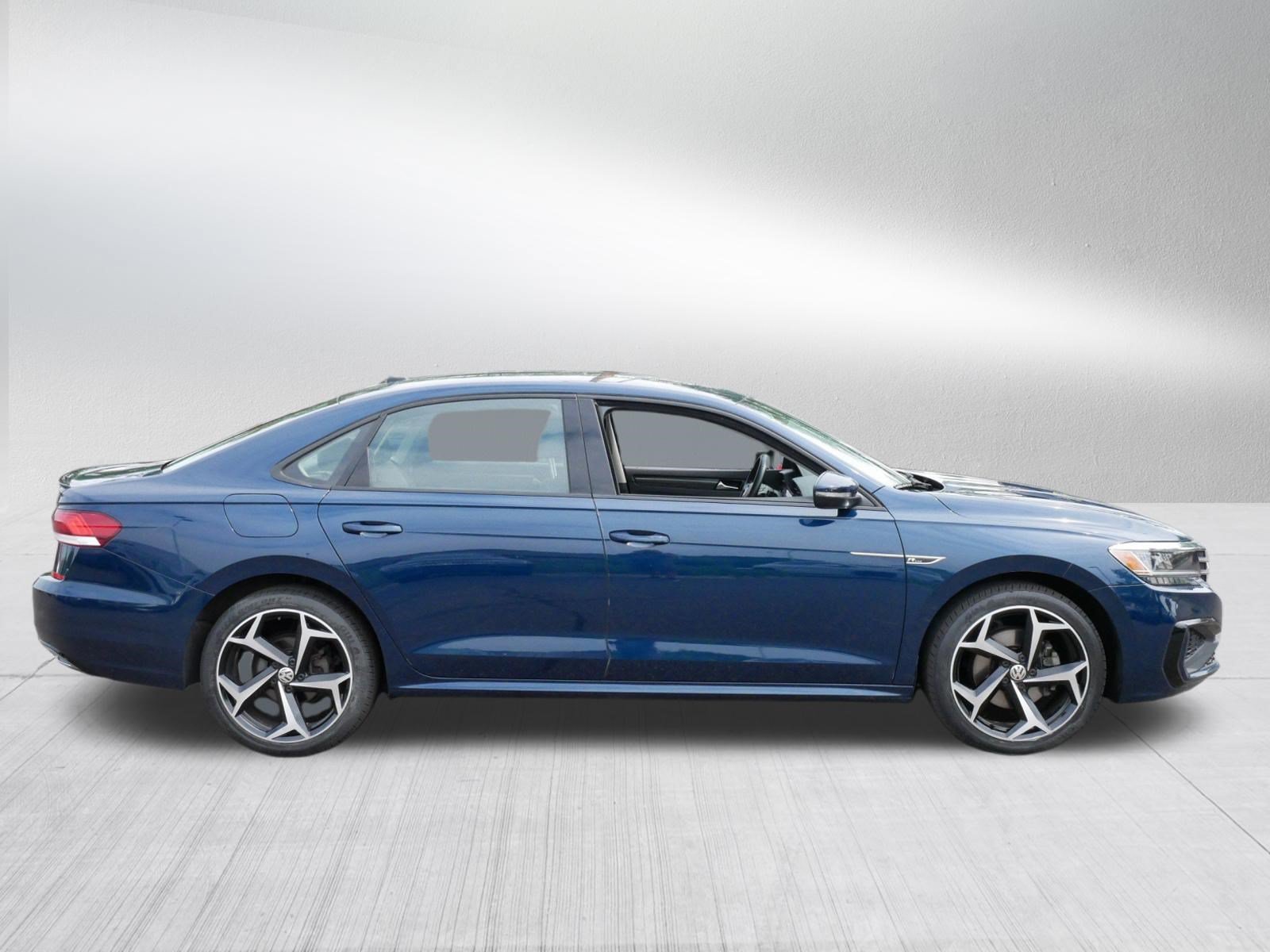 Certified 2020 Volkswagen Passat 2.0T R-Line FWD image 8