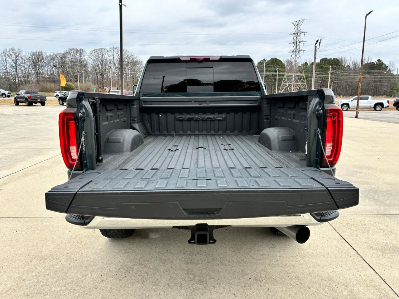 Used 2023 GMC Sierra 2500 Denali w/ Denali Ultimate Package AWD/4WD image 31