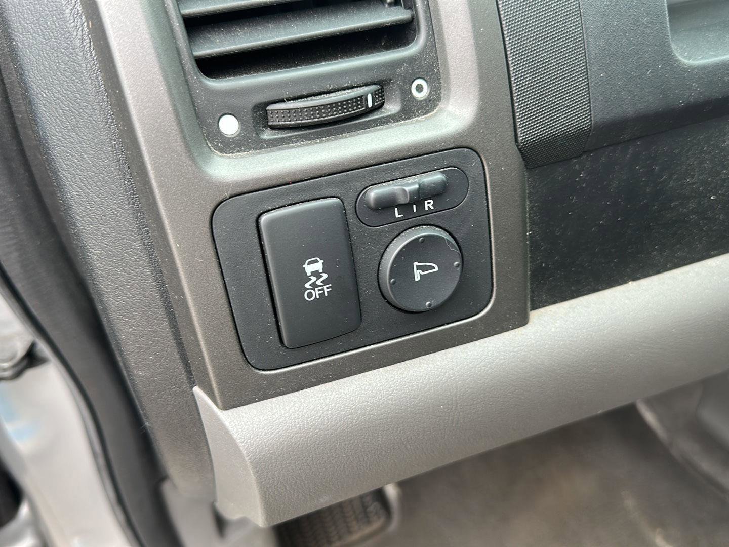 Used 2011 Honda CR-V SE image 10