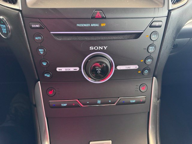 Used 2016 Ford Edge Titanium FWD image 21