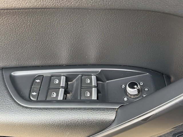 Used 2020 Audi Q5 2.0T Premium w/ Titanium Sport Package image 10