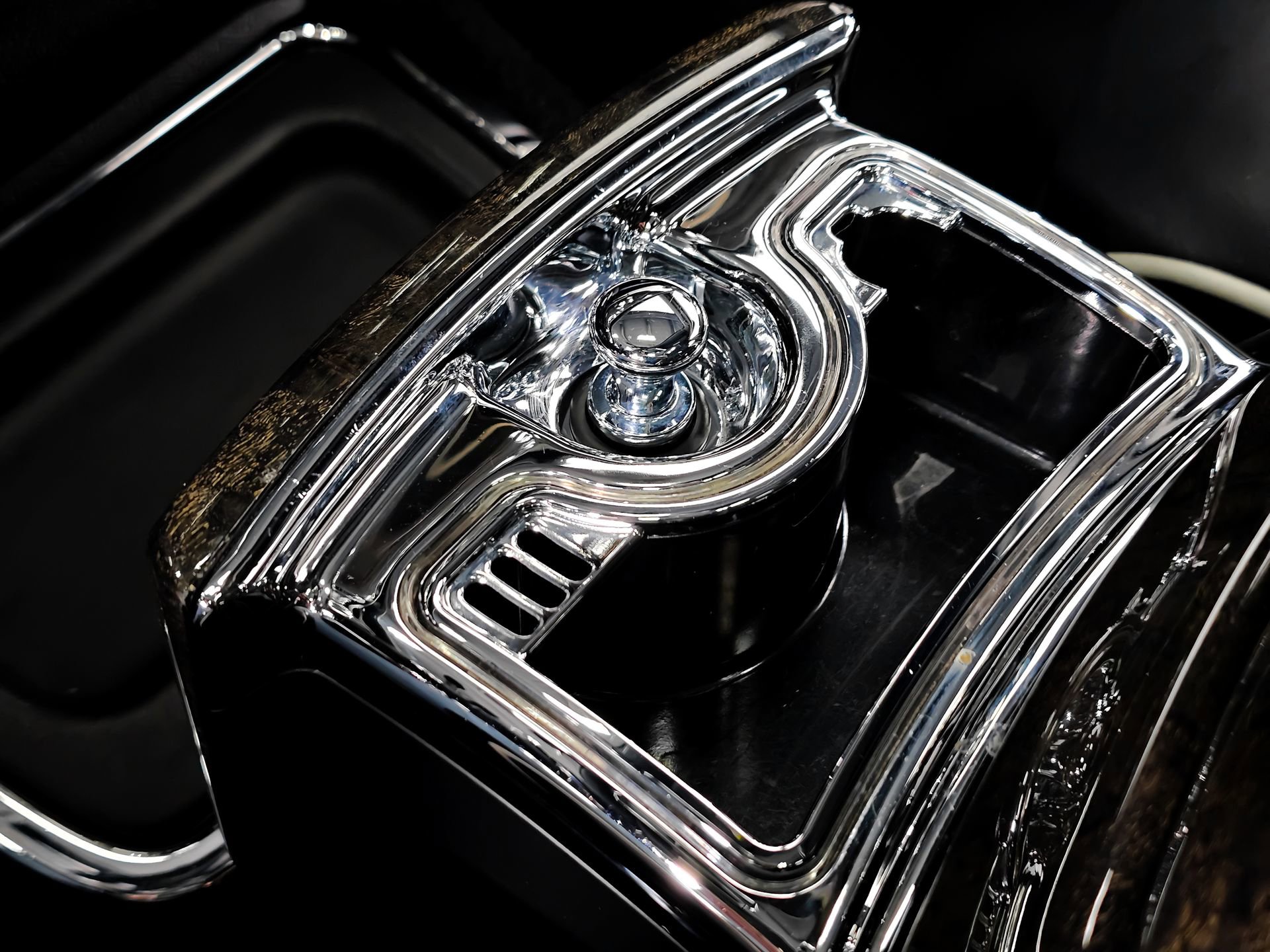 Used 2006 Rolls-Royce Phantom Sedan RWD image 39