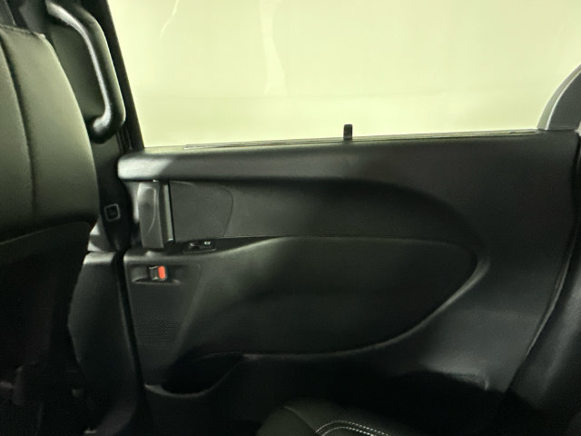 New 2027 Chrysler Pacifica Select FWD image 20