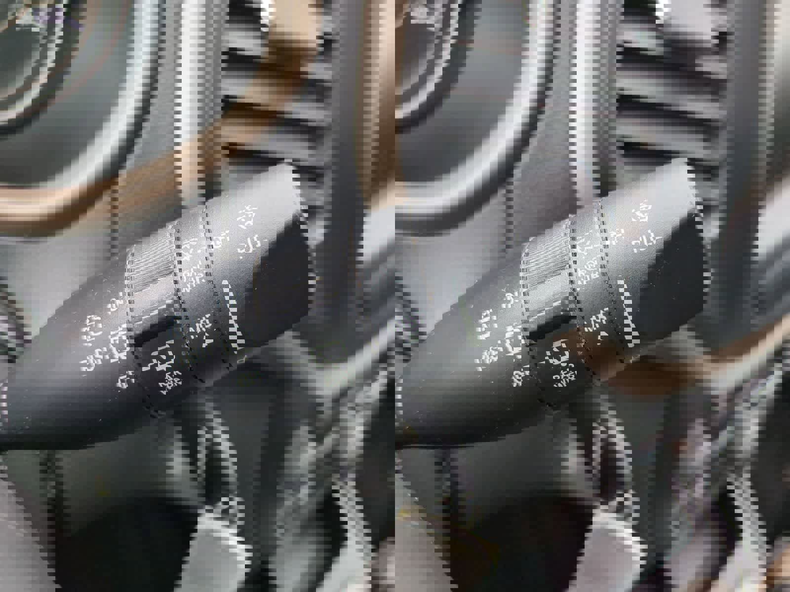 Used 2014 Jeep Cherokee Latitude image 27