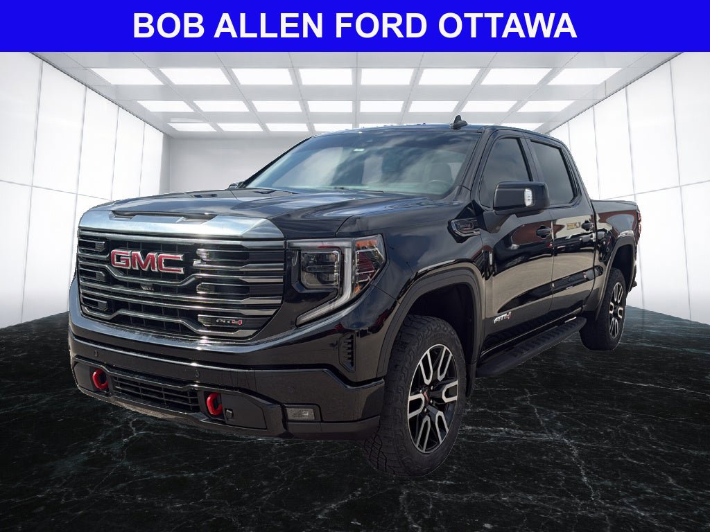 Used 2024 GMC Sierra 1500 AT4 w/ Technology Package AWD/4WD image 7