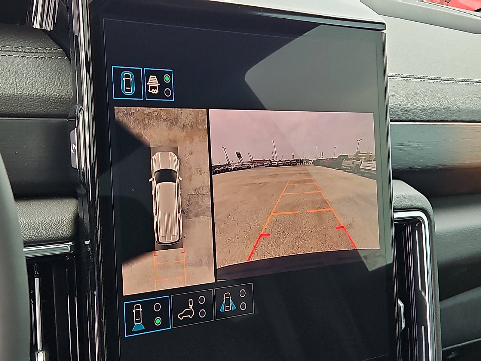New 2026 GMC Yukon XL Denali w/ Sun & Power Step Package RWD image 16