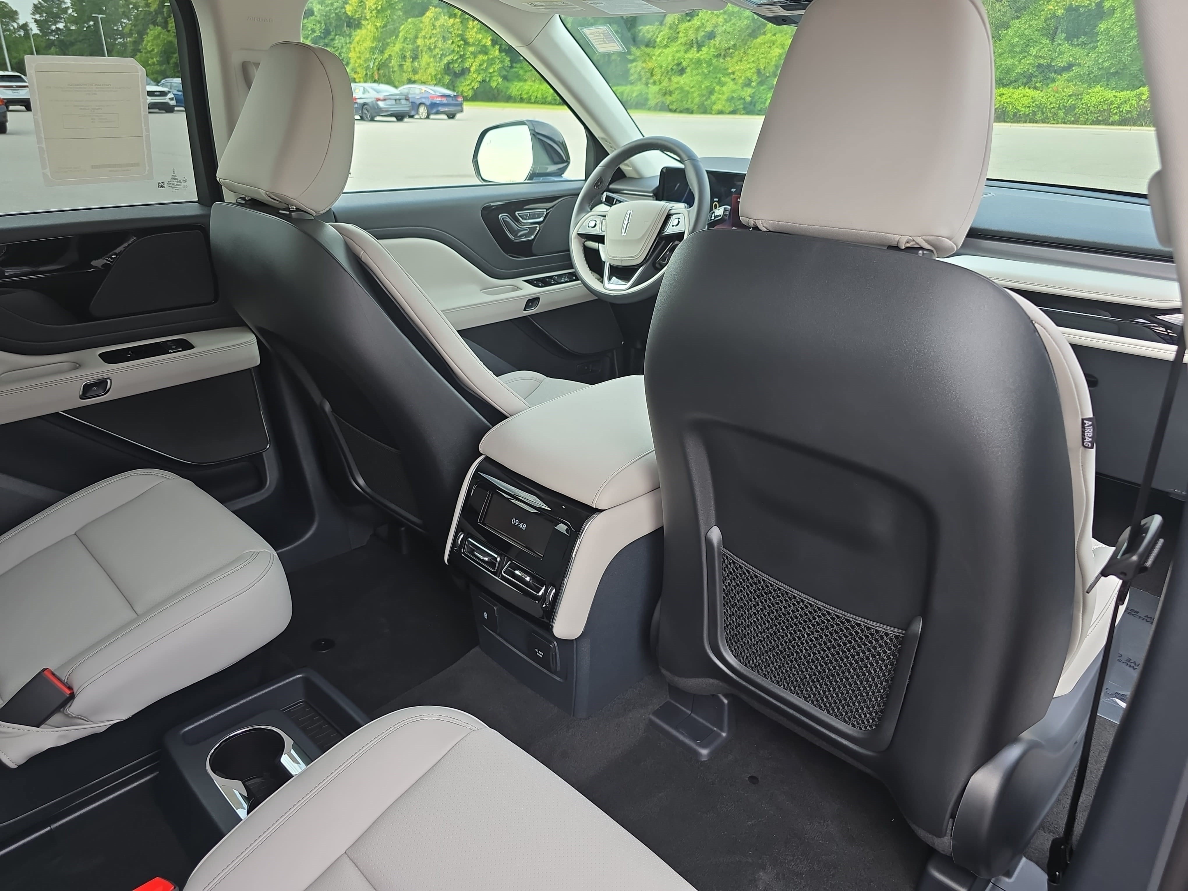 New 2026 Lincoln Aviator AWD image 11