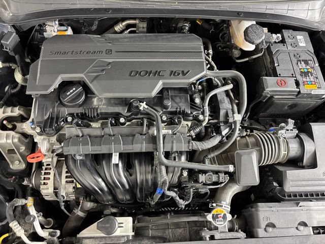 Used 2024 Hyundai Elantra SEL w/ Convenience Package FWD image 28