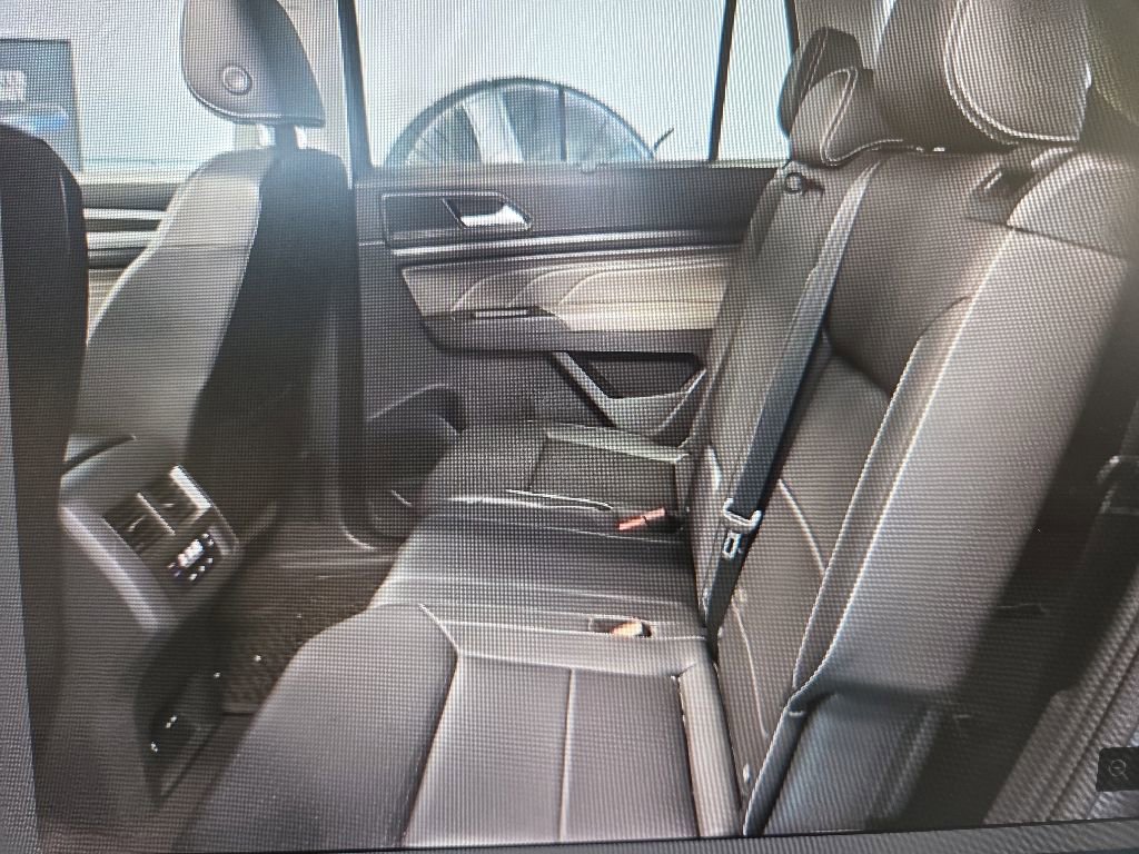 Used 2023 Volkswagen Atlas SE w/ Panoramic Sunroof Package AWD/4WD image 17