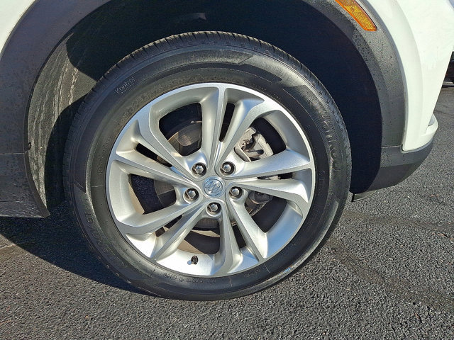 Certified 2022 Buick Encore GX Preferred w/ Cold Weather Comfort Package image 8