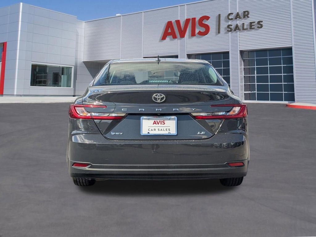 Used 2025 Toyota Camry LE image 5