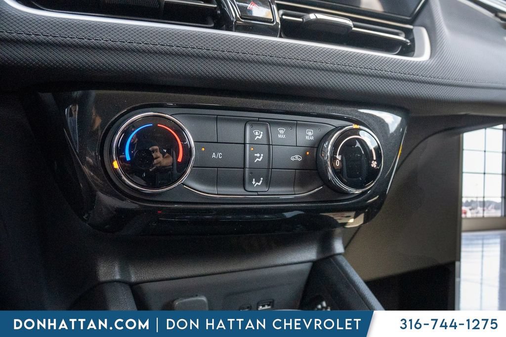 New 2026 Chevrolet TrailBlazer LT w/ Driver Confidence Package FWD image 8