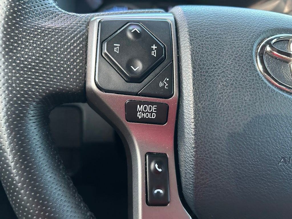 Used 2020 Toyota Tacoma Limited AWD/4WD image 21