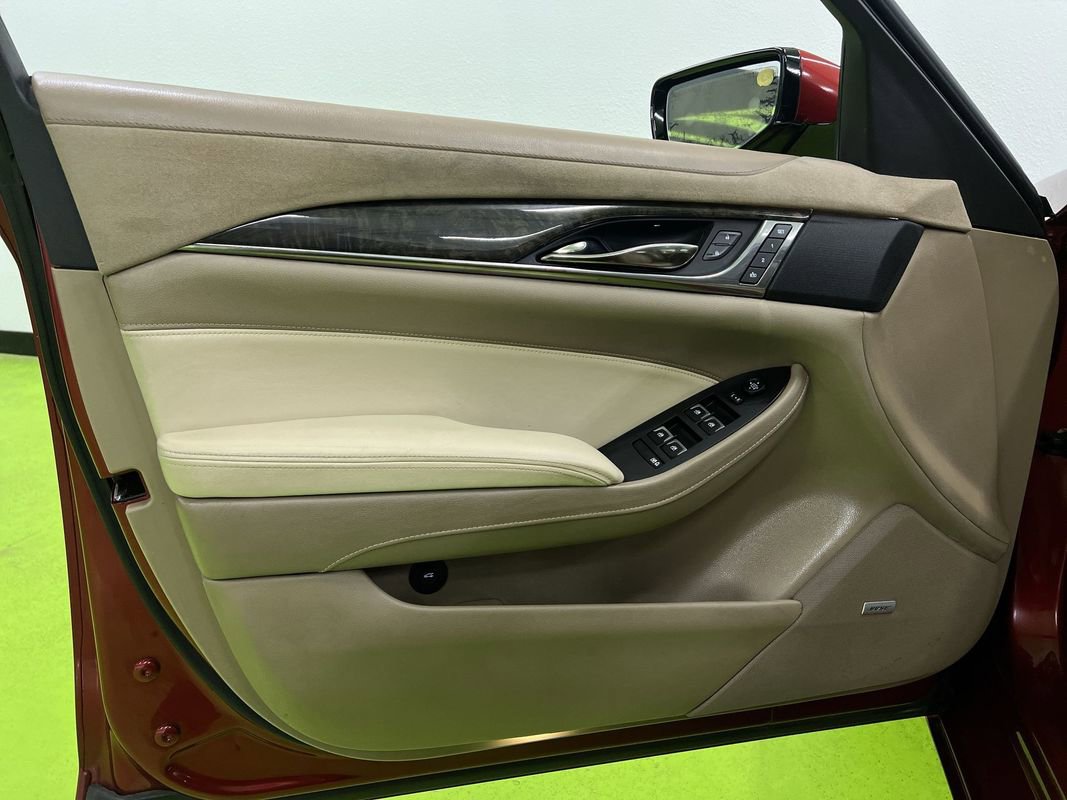 Used 2014 Cadillac CTS Luxury RWD image 16