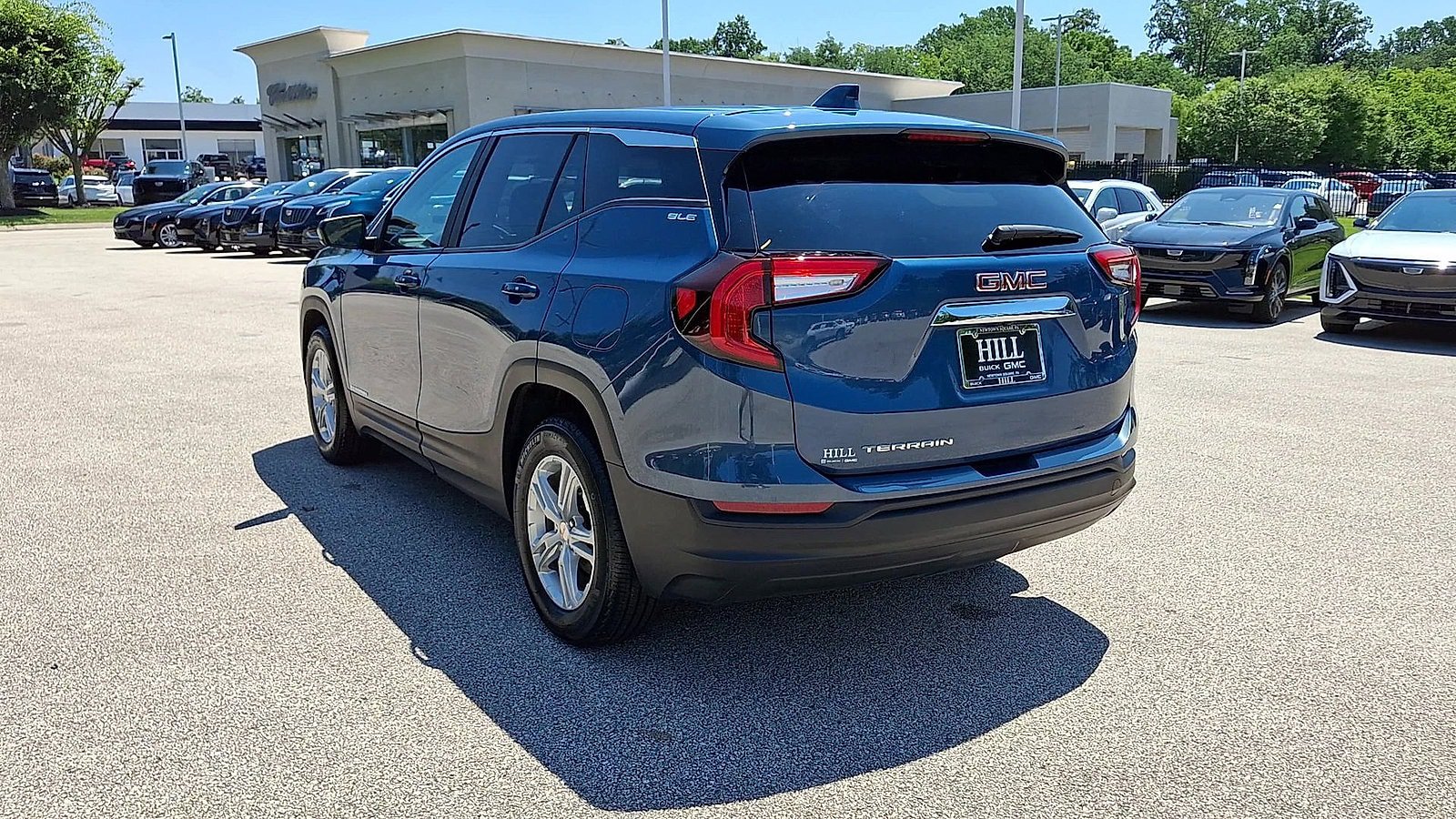 Certified 2024 GMC Terrain SLE FWD image 7