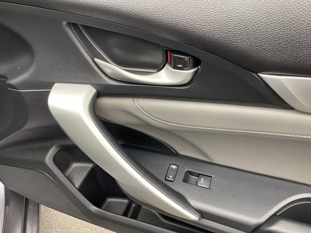 Used 2018 Honda Civic EX-L image 32