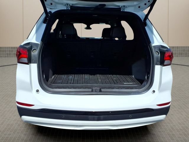 Used 2024 Chevrolet Equinox RS AWD/4WD image 8