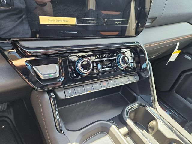 New 2026 GMC Sierra 2500 AT4 w/ Max Trailering Package AWD/4WD image 31