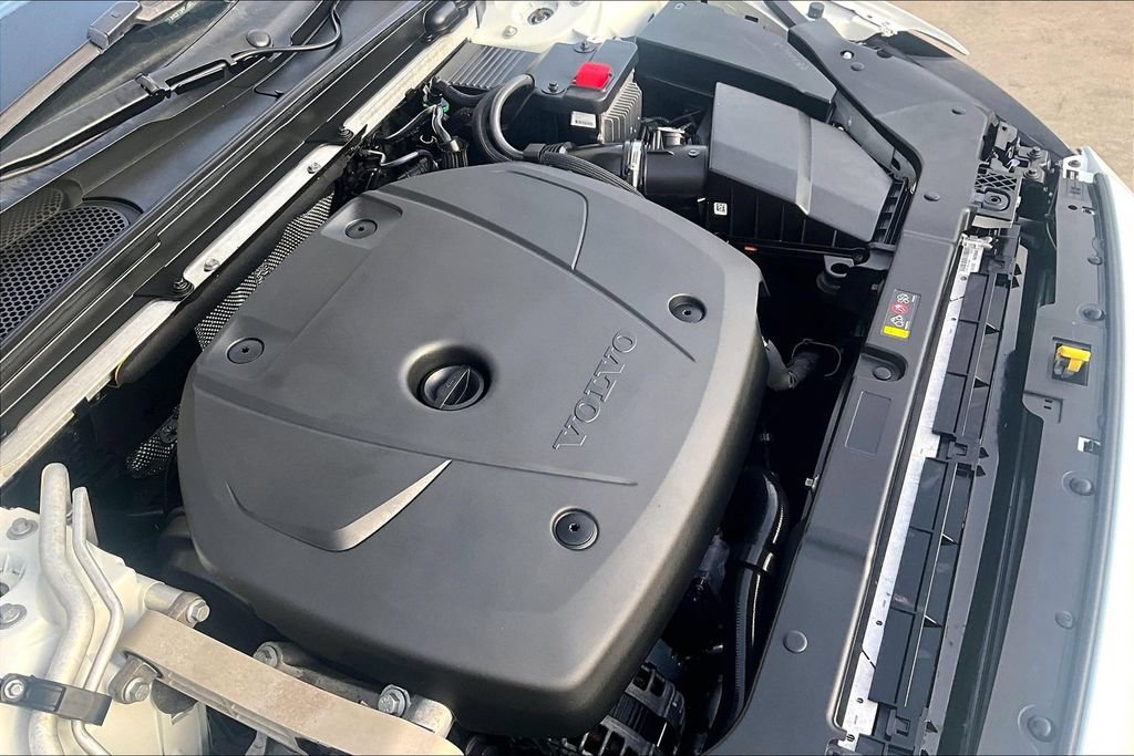 Used 2021 Volvo S60 T5 Momentum FWD image 45