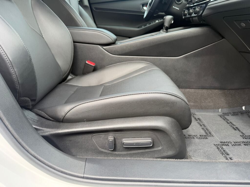 Used 2024 Honda Accord EX-L image 28
