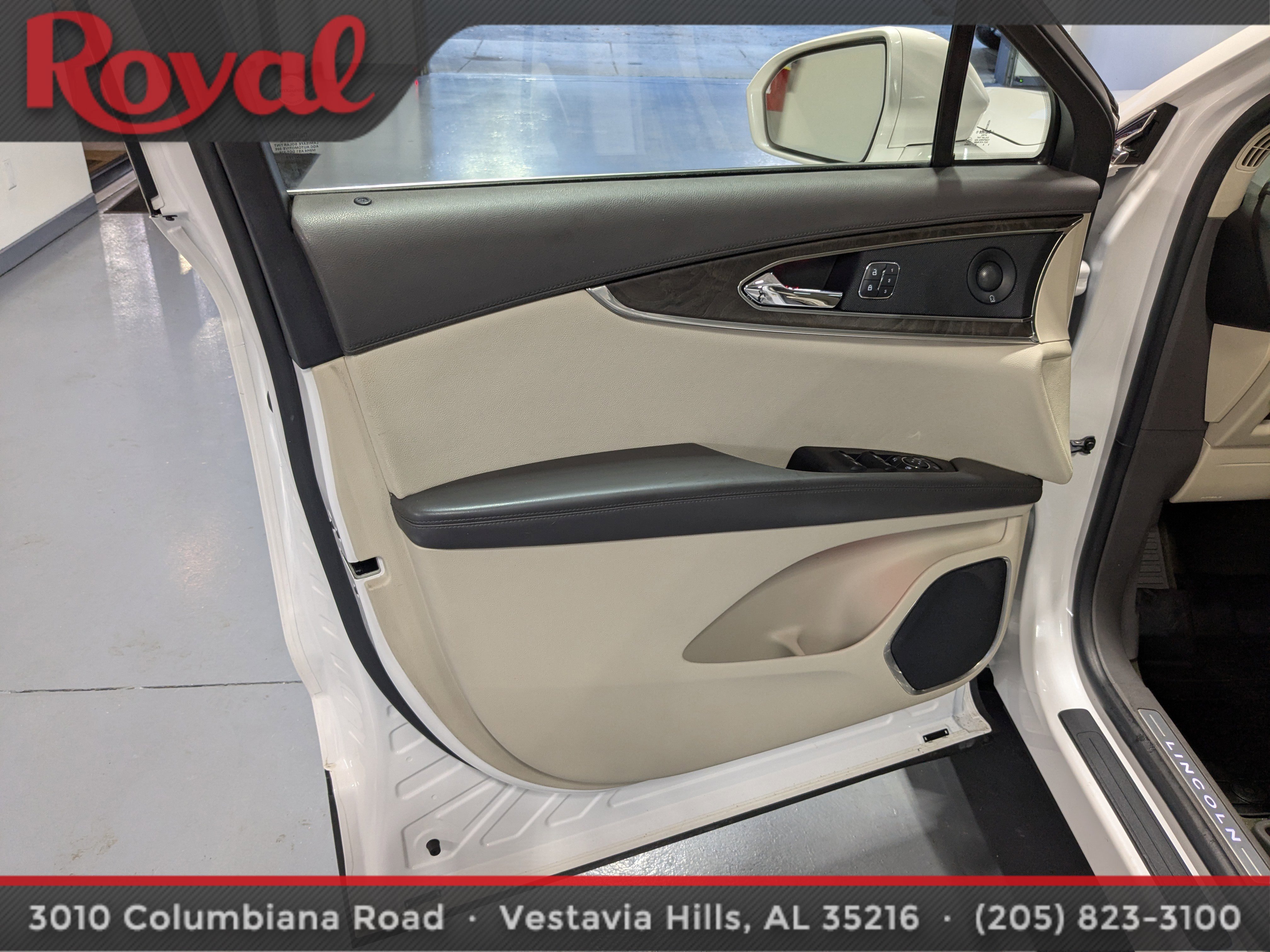 Used 2019 Lincoln Nautilus Reserve image 17