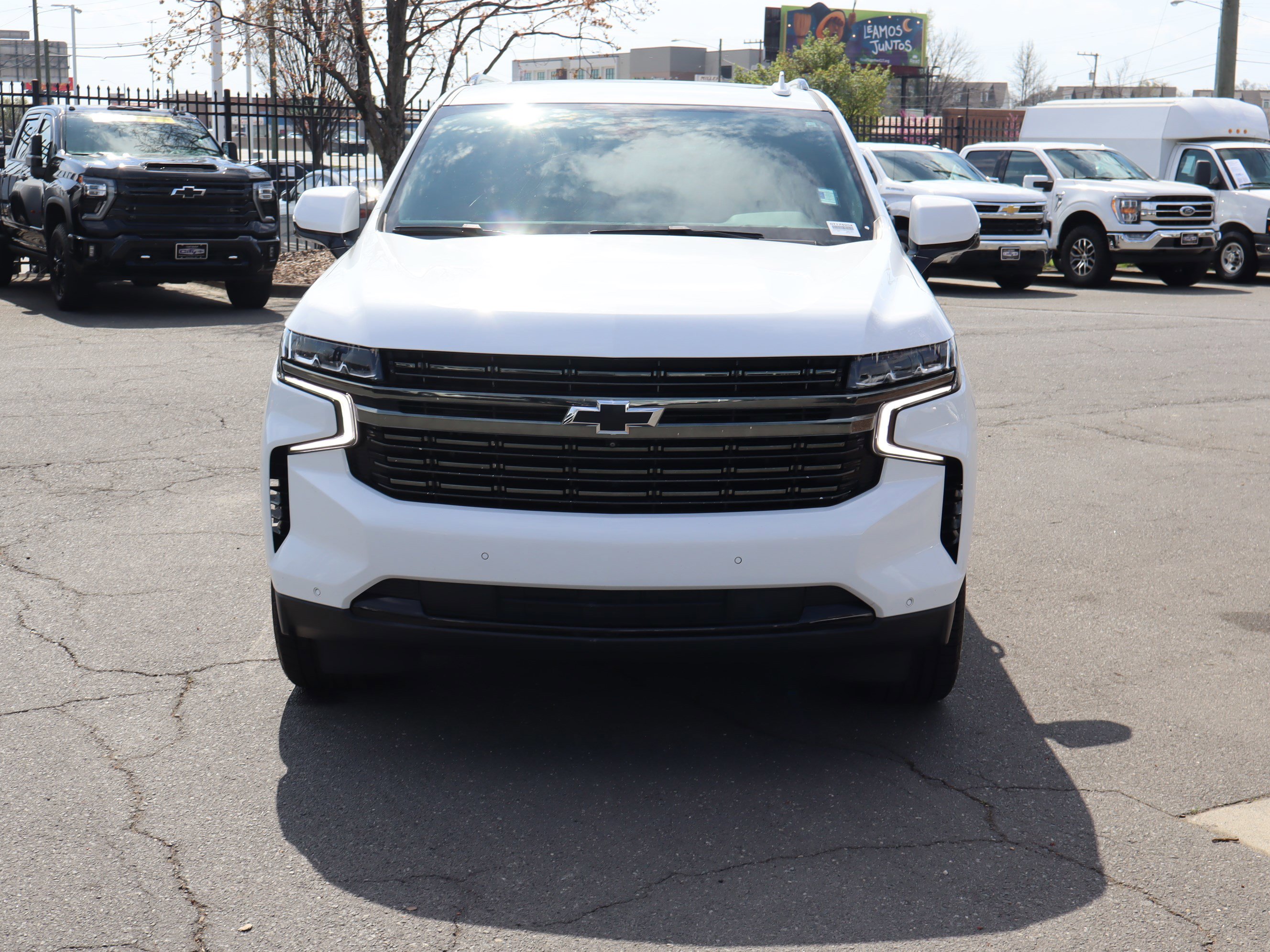 Used 2021 Chevrolet Tahoe RST w/ Luxury Package image 3