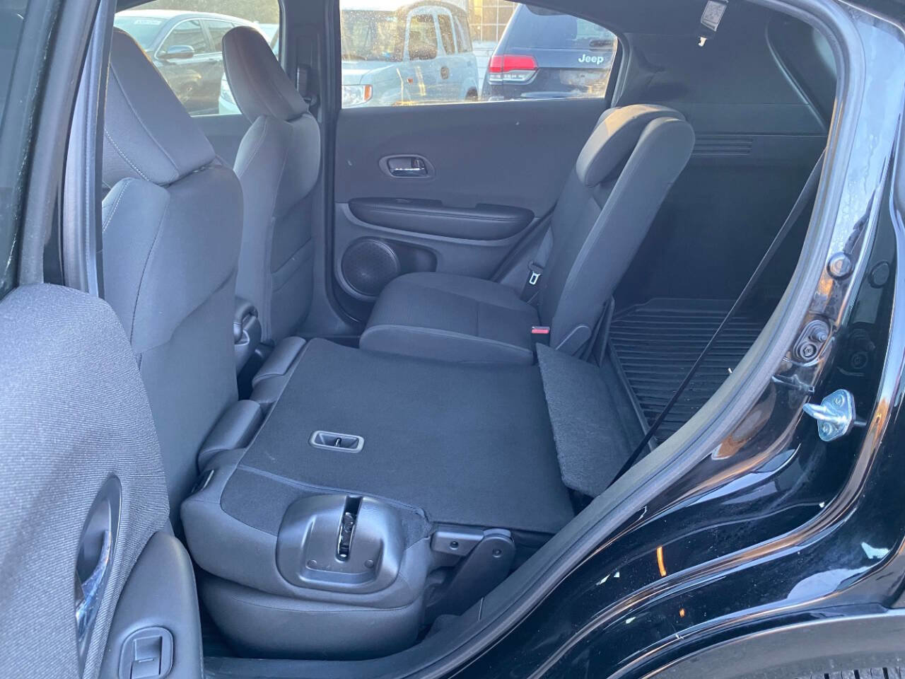 Used 2022 Honda HR-V Sport image 28