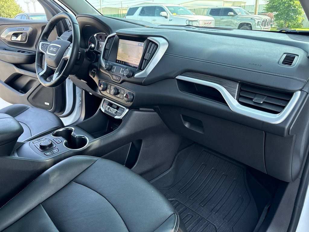 Used 2024 GMC Terrain SLT w/ Infotainment Package II AWD/4WD image 44