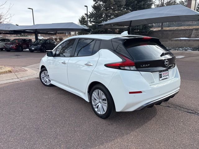 Used 2025 Nissan Leaf S image 7