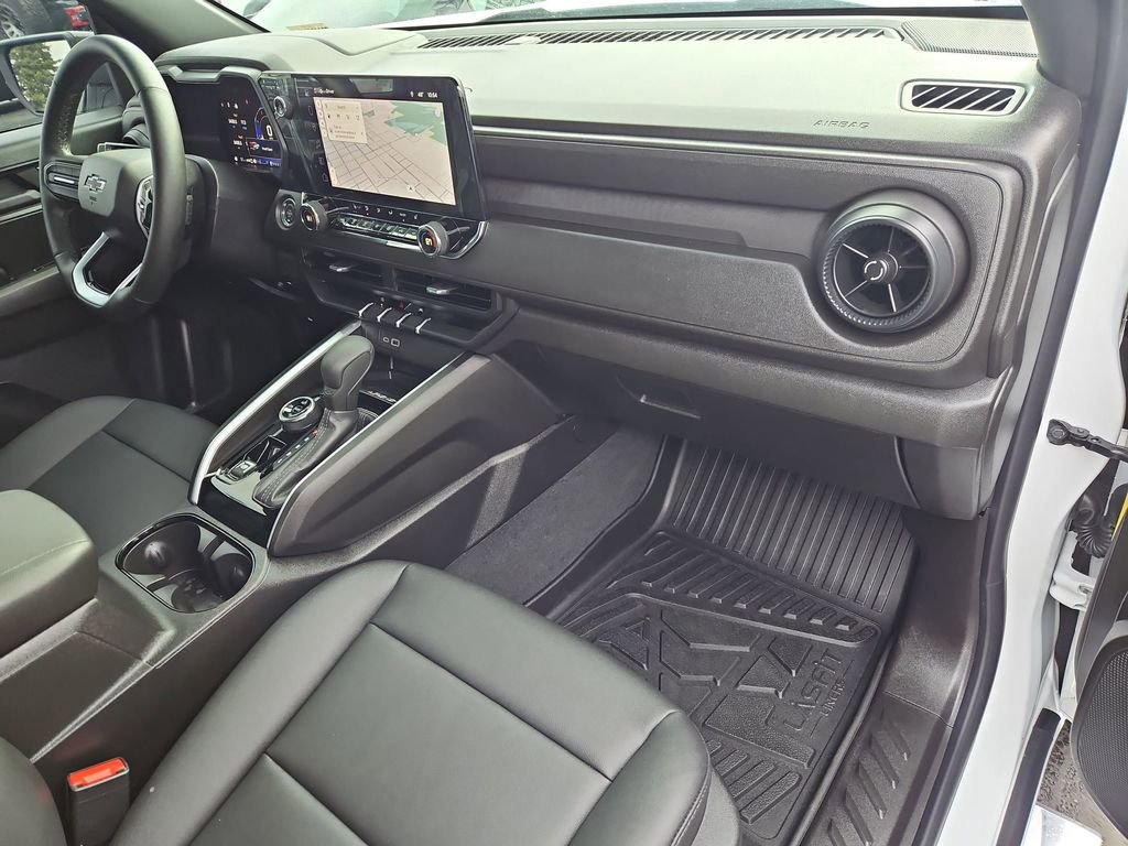 Used 2025 Chevrolet Colorado Trail Boss w/ Off-Road Front Bumper Package image 29