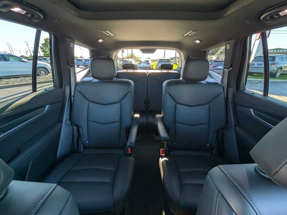 Used 2024 Cadillac XT6 Sport w/ Technology Package AWD/4WD image 22
