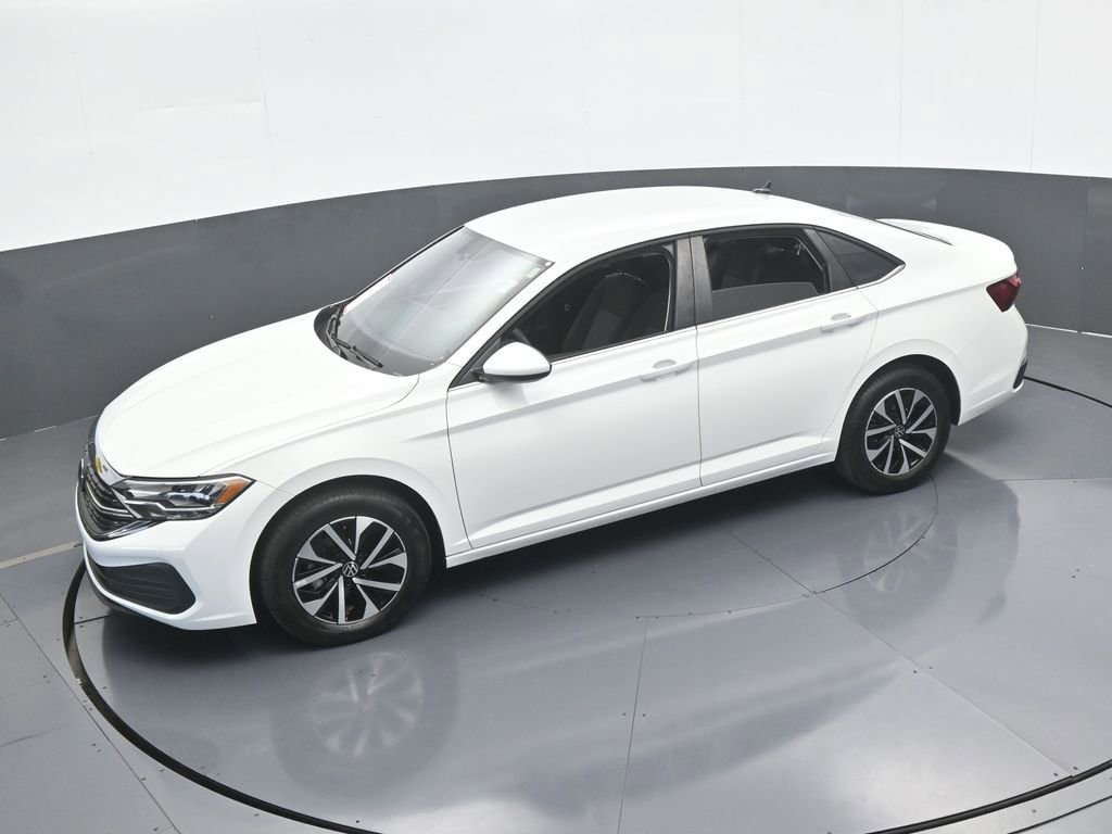 Used 2023 Volkswagen Jetta S image 44