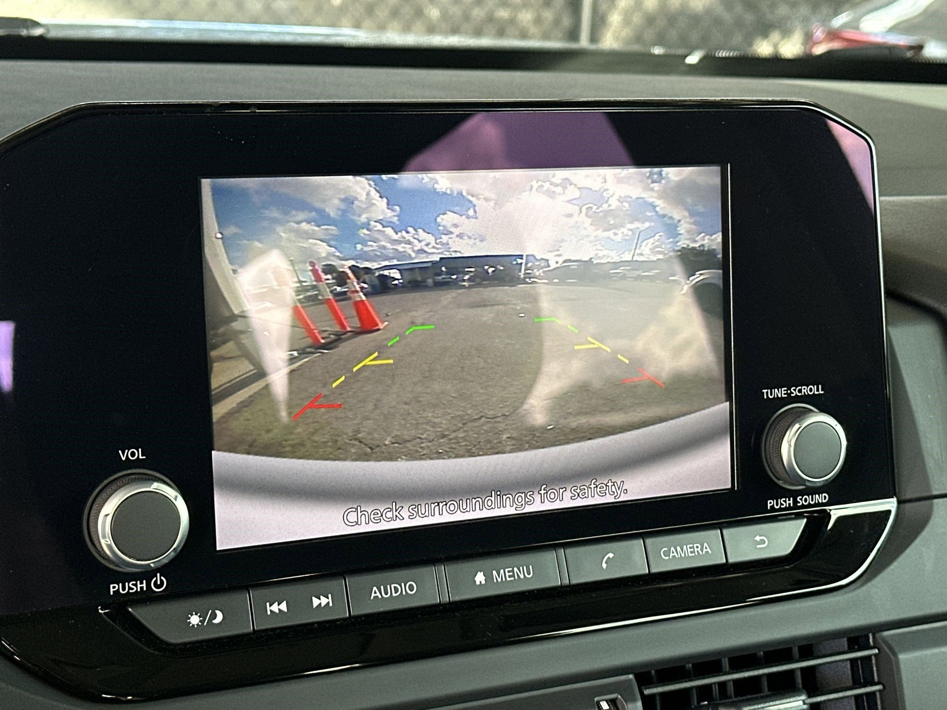 Used 2024 Nissan Pathfinder S w/ Cargo Package image 23