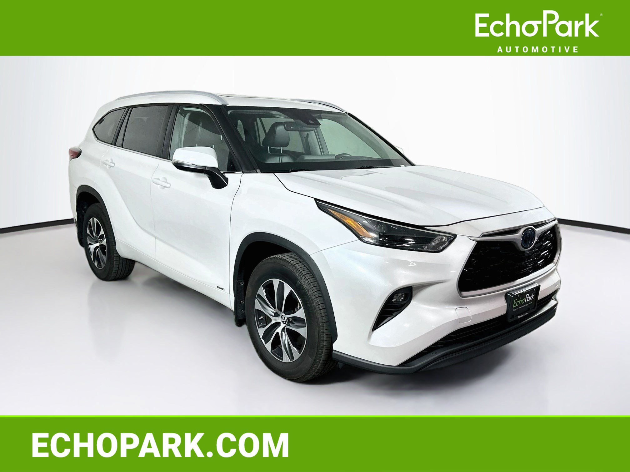 Used 2023 Toyota Highlander XLE