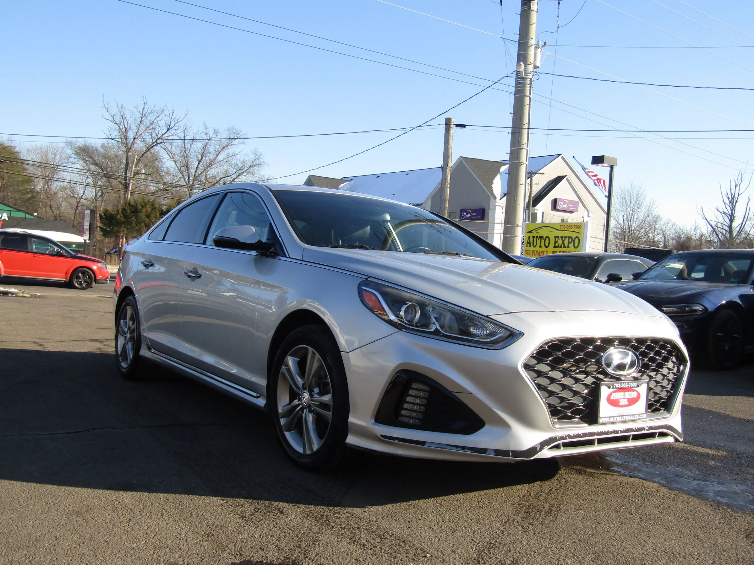 Used 2018 Hyundai Sonata Sport image 1