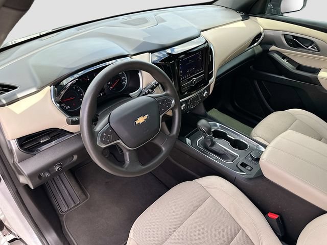 Used 2022 Chevrolet Traverse LS FWD image 9