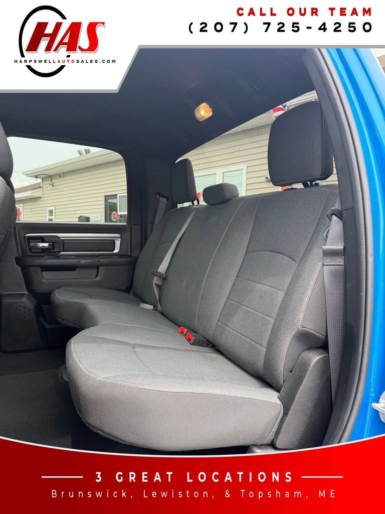 Used 2024 RAM 1500 Warlock AWD/4WD image 11