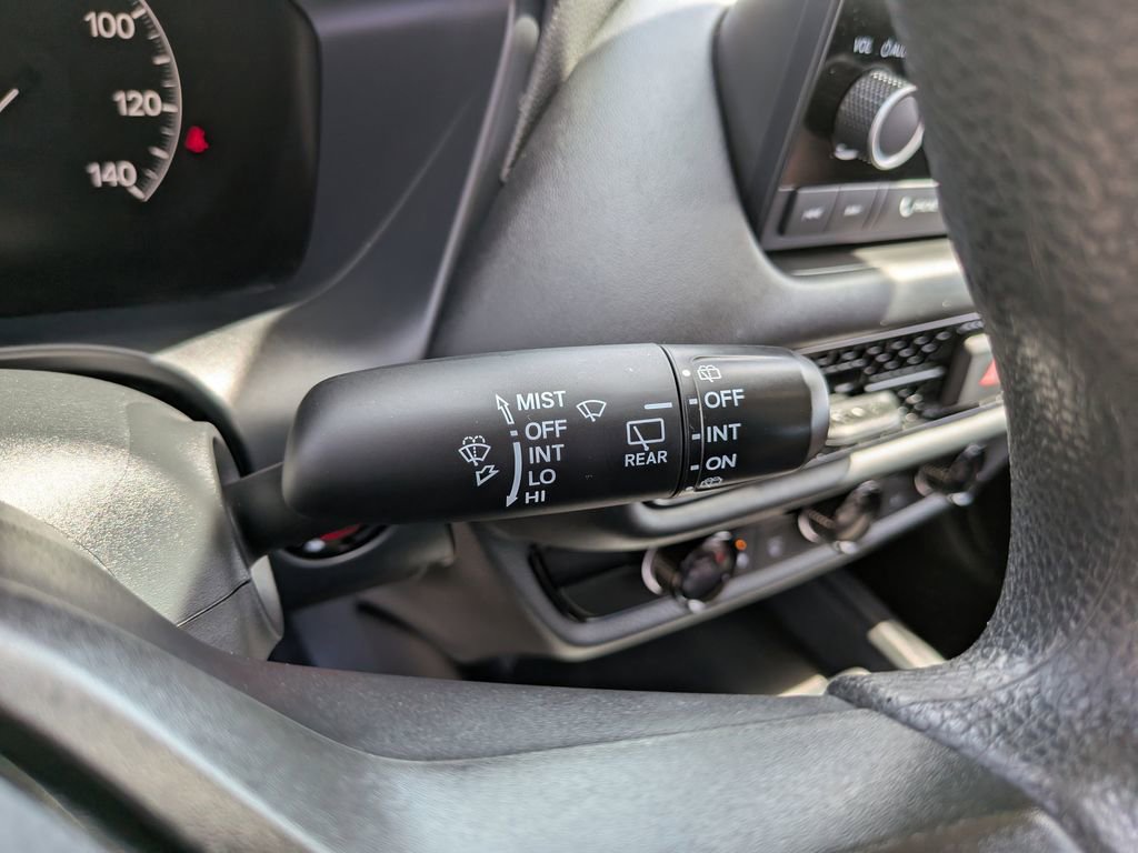 Used 2025 Honda HR-V LX image 33