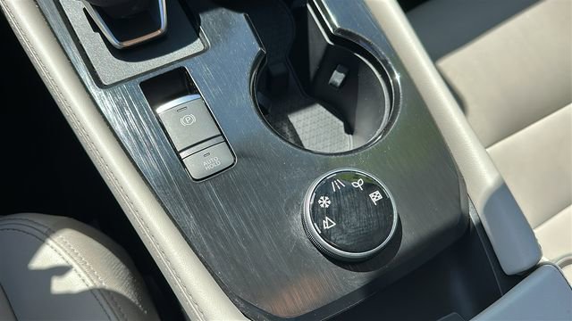Certified 2023 Nissan Rogue SL AWD/4WD image 19