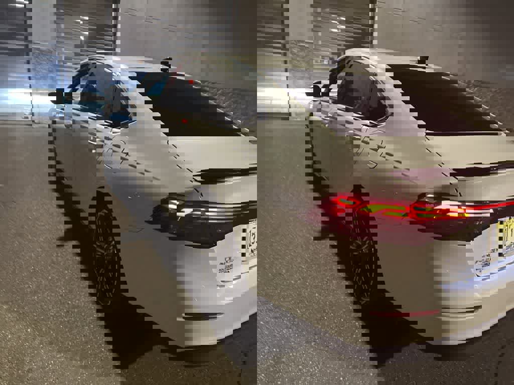 Used 2025 Honda Accord Sport image 16