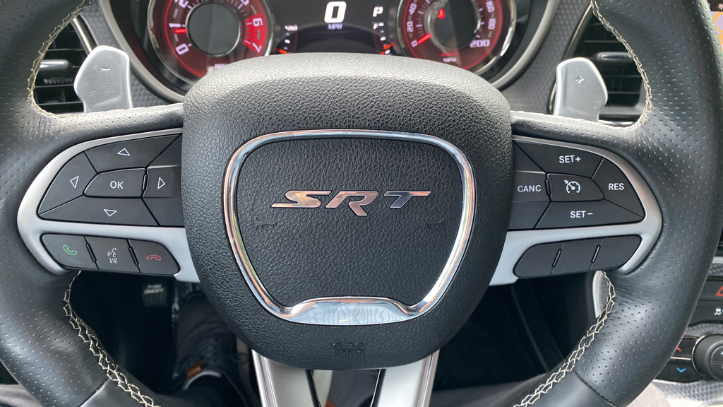 Used 2016 Dodge Challenger SRT Hellcat RWD image 17