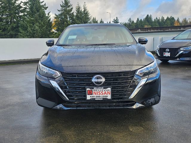 Used 2025 Nissan Sentra SV w/ SV Premium Package image 2