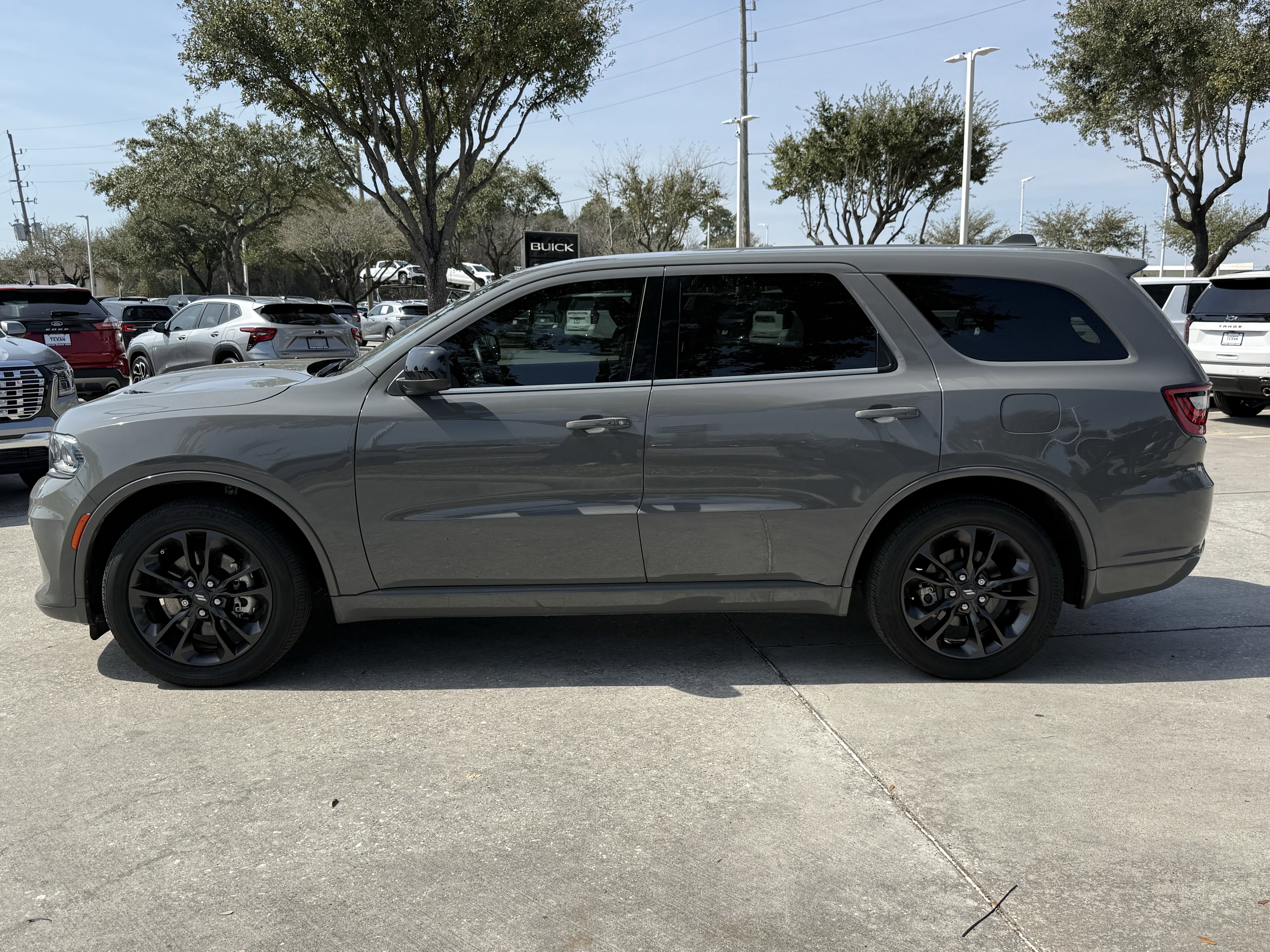 Used 2022 Dodge Durango GT w/ Blacktop Package image 8