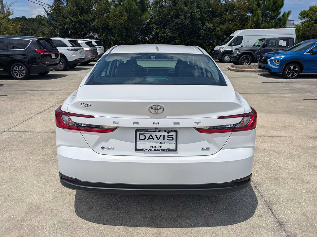 Used 2025 Toyota Camry LE FWD image 4